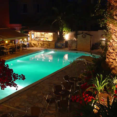 Hotel Oasis 3*