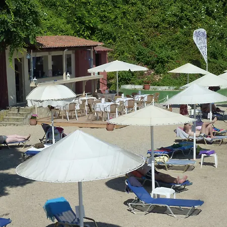 Oasis Hotel 3*