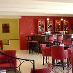 Oasis Hotel