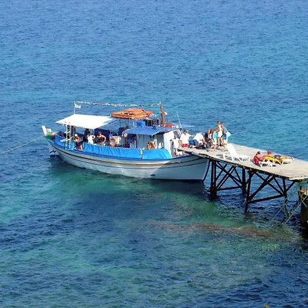 Oasis Perama (Corfu)