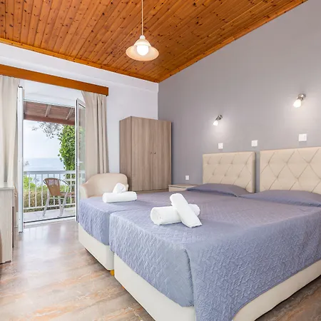 Hotel Oasis Perama (Corfu)