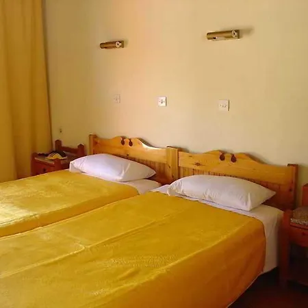 Oasis Hotel
