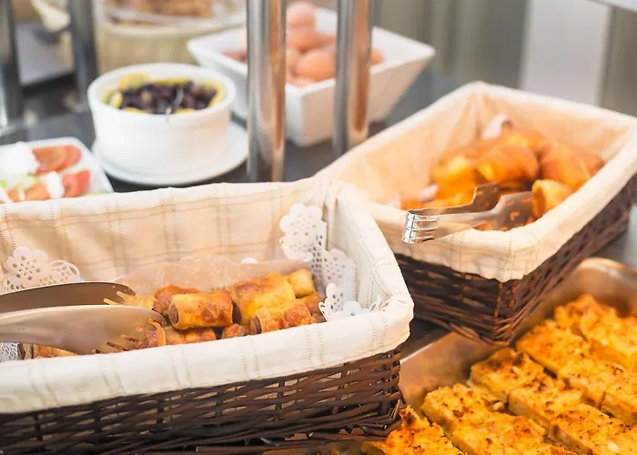 Oasis Hotel Perama (Corfu)