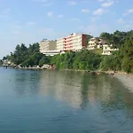 Oasis 3* Perama (Corfu)