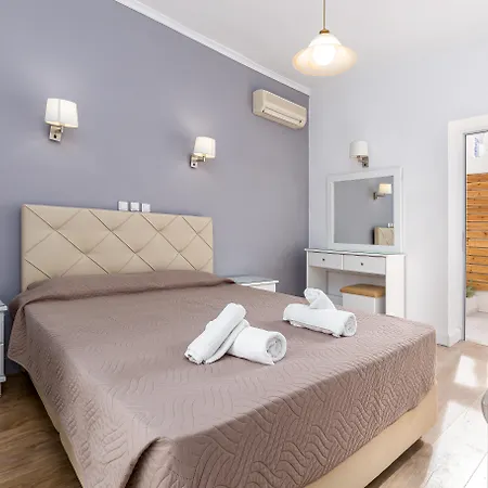 Otel Oasis Perama (Corfu)
