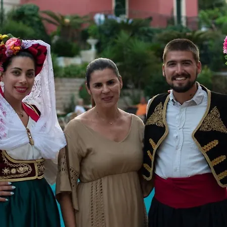 Oasis Otel