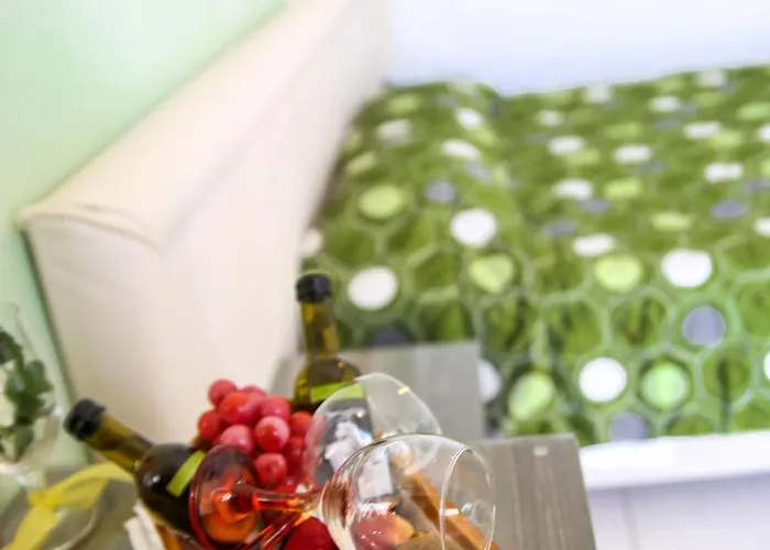 Hotell Oasis Perama (Corfu)